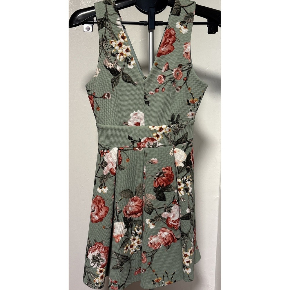New Directions inspired Green Floral & roses Fit & Flare V Neck Dress
